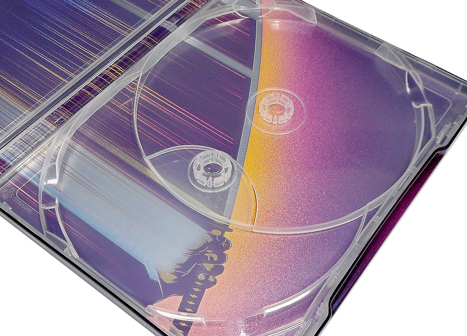 Fotografías del Steelbook con postales de Bullet Train en UHD 4K y Blu-ray 14