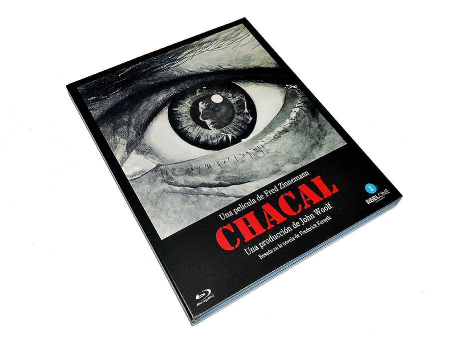 Fotografías de la edición con funda y libreto de Chacal en Blu-ray 2