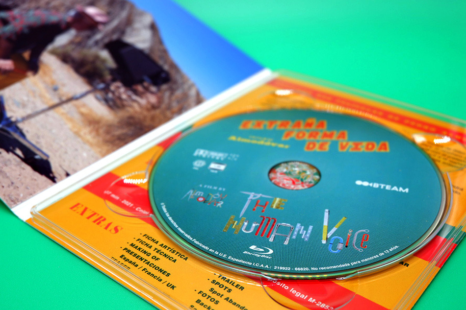Fotografías del pack Almodóvar con Extraña Forma de Vida y The Human Voice en Blu-ray 15