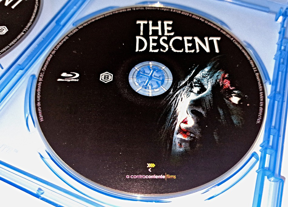 Fotografías de la edición con funda y dos discos de The Descent Blu-ray 15