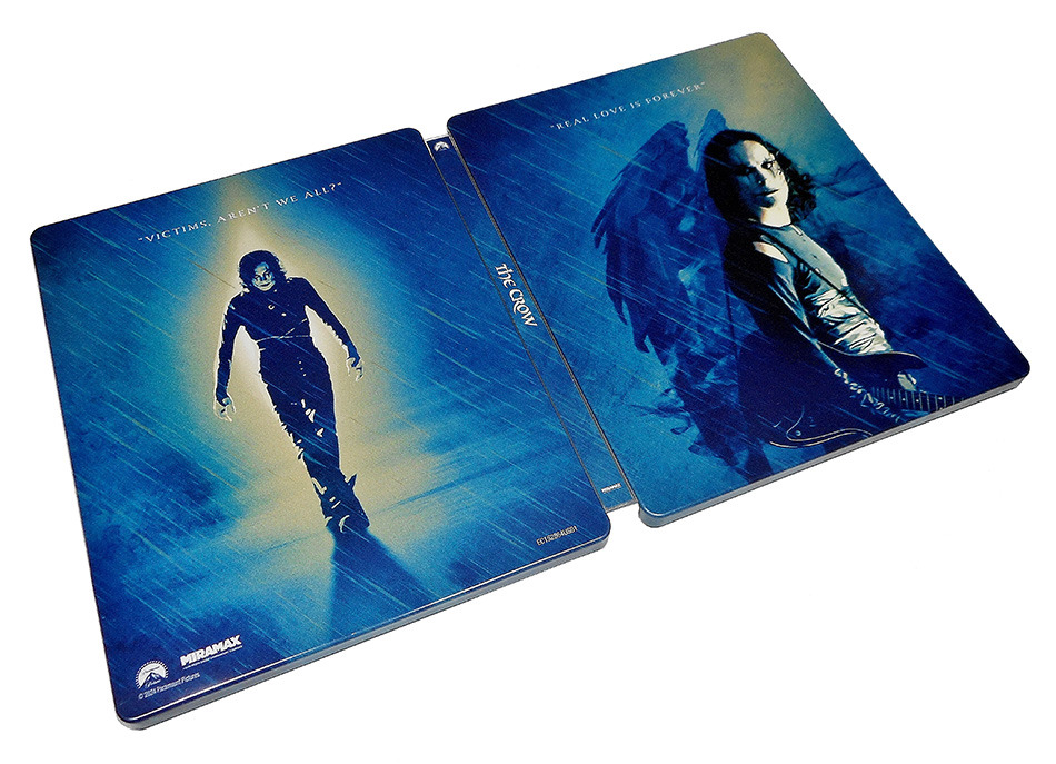 Fotografías del Steelbook azul de El Cuervo en UHD 4K y Blu-ray 11