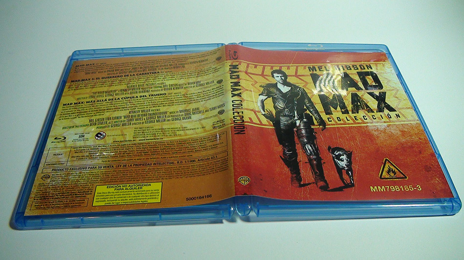 Fotografías de la lata de gasolina de la Trilogía Mad Max en Blu-ray 