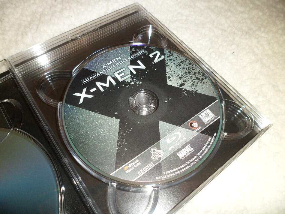 Fotografías de la Colección X-Men Adamantium con Garras en Blu-ray 25