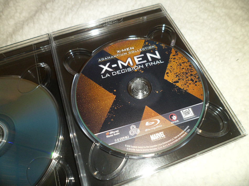 Fotografías de la Colección X-Men Adamantium con Garras en Blu-ray 26