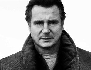 Póster y fecha para Caminando entre las Tumbas con Liam Neeson