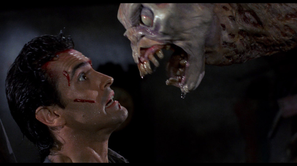 captura de imagen de Terroríficamente Muertos (Evil Dead 2) Blu-ray - 22
