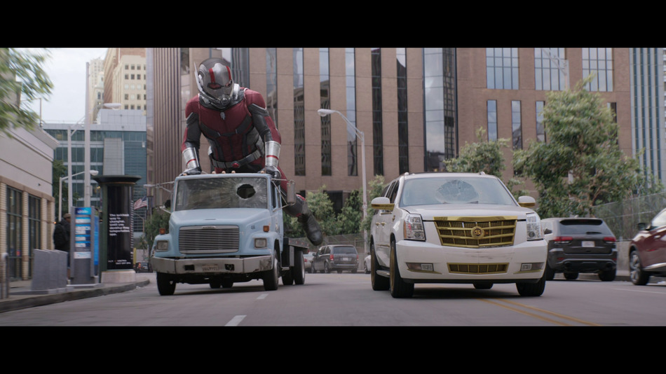 captura de imagen de Ant-Man y la Avispa Blu-ray - 17