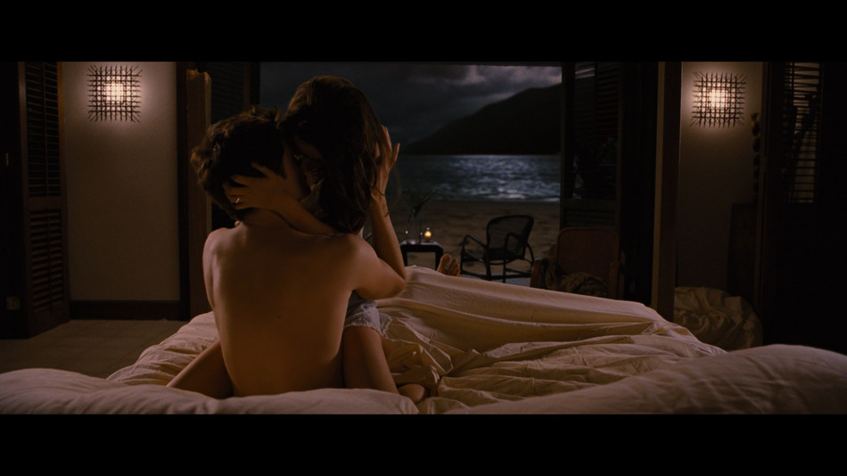 captura de imagen de Crepúsculo: Amanecer - Parte 1 (Edición Metálica) Blu-ray - 6