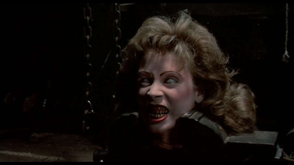 captura de imagen de Terroríficamente Muertos (Evil Dead 2) Blu-ray - 8