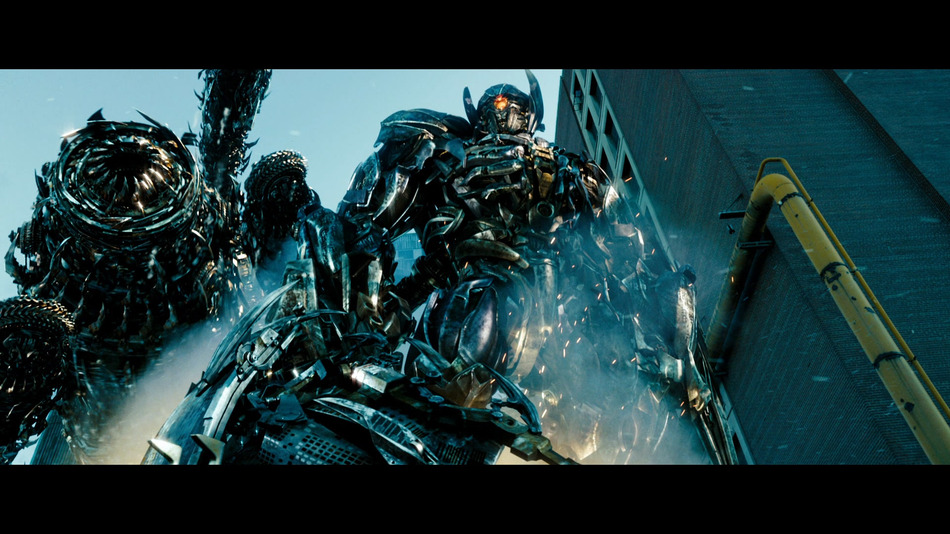 captura de imagen de Transformers 3: El Lado Oscuro de la Luna Blu-ray - 5