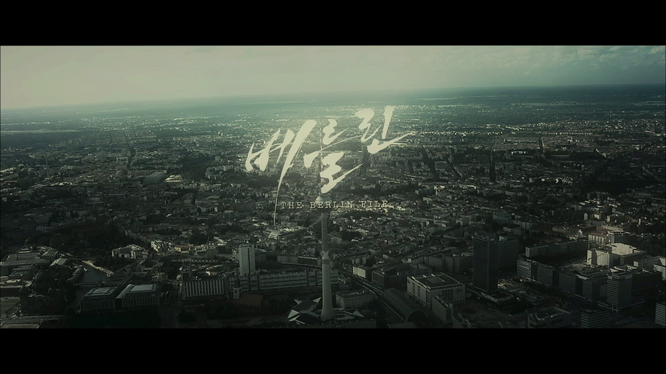 captura de imagen de The Berlin File Blu-ray - 1