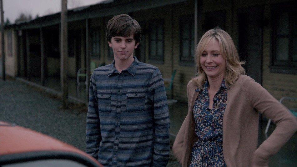 captura de imagen de Bates Motel - Primera Temporada Blu-ray - 1