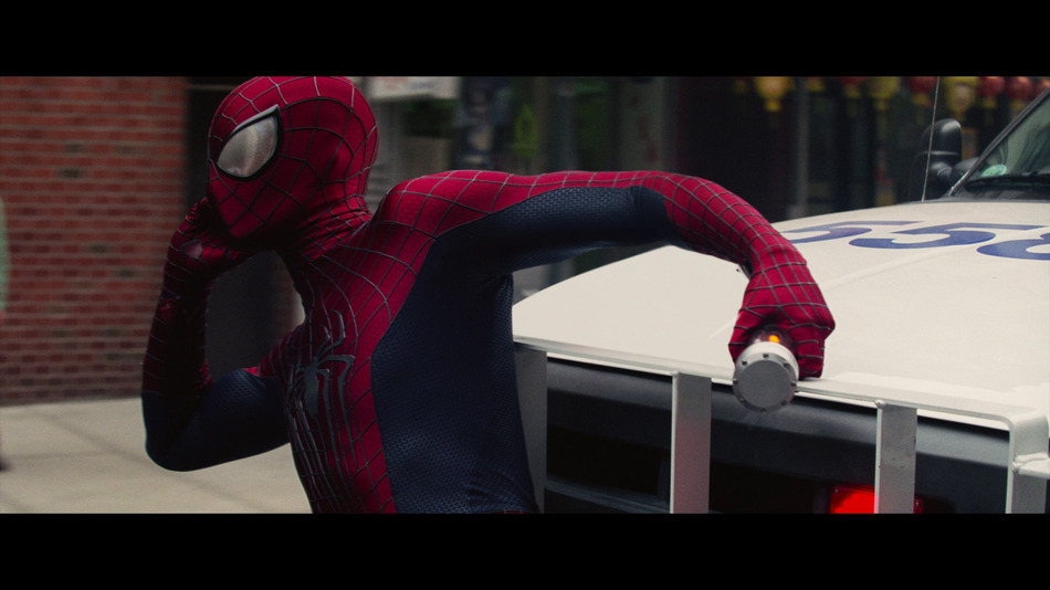 captura de imagen de The Amazing Spider-Man 2: El Poder de Electro - Edición Metálica Blu-ray - 4