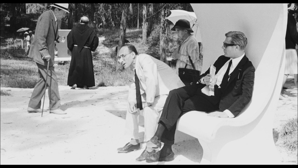 captura de imagen de Fellini 8 1/2 Blu-ray - 6
