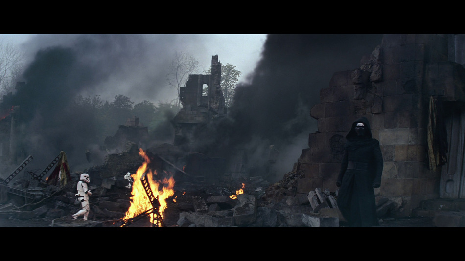 captura de imagen de Star Wars: El Despertar de la Fuerza - Edición Metálica Blu-ray - 13