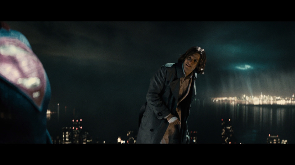 captura de imagen de Batman v Superman: El Amanecer de la Justicia Blu-ray - 12