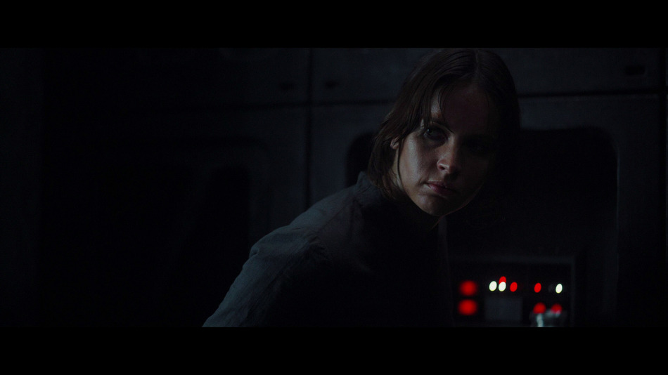 captura de imagen de Rogue One: Una Historia de Star Wars Blu-ray - 8
