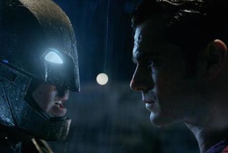 Ben Affleck junto  Geoff Jonhs para una pelicula de Batman en solitario