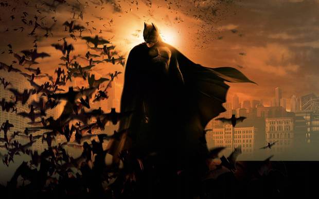 ¿Por qué Christopher Nolan suprimió el impresionante monólogo de «Batman Begins»?
