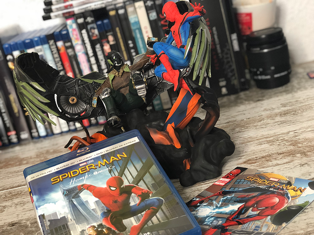 Unboxing Spider-man: Homecoming 4K + Figura