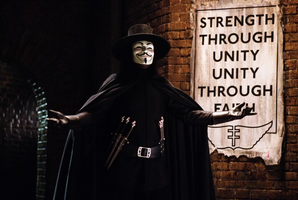 Actores despedidos: en muchos planos de "V de Vendetta" el actor no era Hugo Weaving