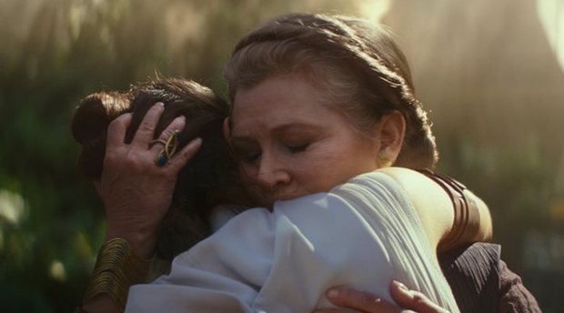 Carrie Fisher iba a ser "la última Jedi", con sable láser incluido
