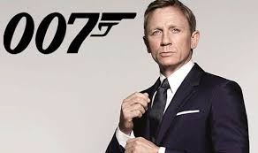 Los fans de '007' piden que se posponga el estreno de 'Sin tiempo para morir' por el coronavirus