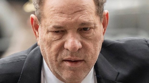 Harvey Weinstein condenado a 23 años de cárcel por violación y actos sexuales criminales