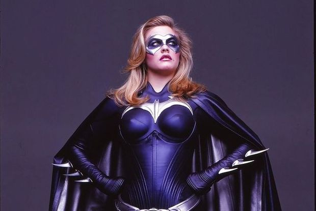 Alicia Silverstone quiere volver a ser Batgirl