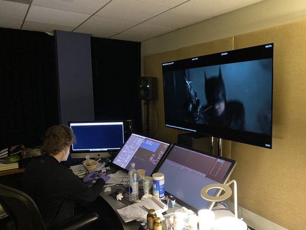 'The Batman': nuevas imágenes de Batman y Catwoman con motivo del Batman Day
