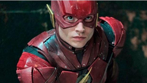  Ezra Miller podría haber abandonado "The Flash"