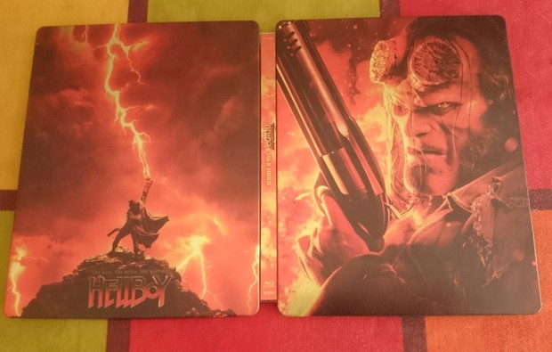 Recibido Steelbook (Hellboy) de Amazon.de. 