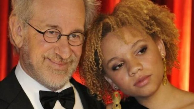 La Hija de "Steven Spielberg" Confiesa que trabaja de Actriz Porno. 