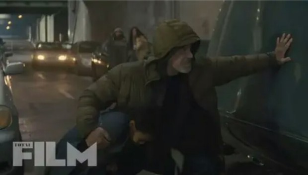 Primera Imagen de (Samaritan) La Película de Superheroes Protagonizada por "Sylvester Stallone". 