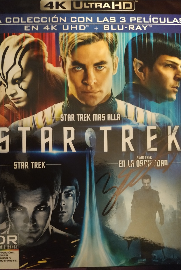 Star Trek trilogía 4K firmada por Zachary Quinto