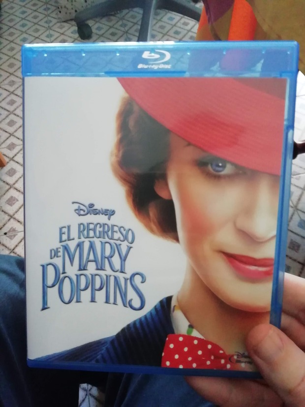 Y con esta, ya tengo la trilogia de Mary Poppins. A ver que tal es