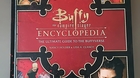 Fotos-del-libro-buffy-the-vampire-slayer-encyclopedia-the-ultimate-guide-to-the-buffyverse-c_s
