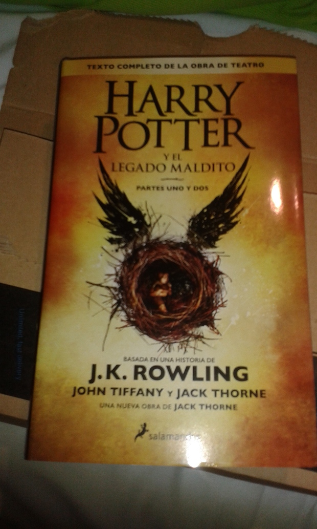 Harry Potter y el Legado Maldito. Gracias Santa Amazon.