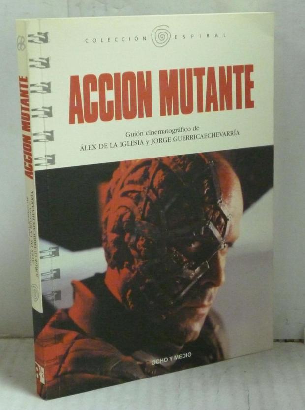 Libro de Acción Mutante (guion) ¿Merece la pena?