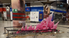Godzilla-en-estacion-metro-nuevos-ministerios-madrid-c_s