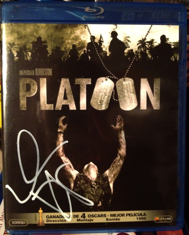 Blu-ray de "Platoon" firmado por Willem Dafoe
