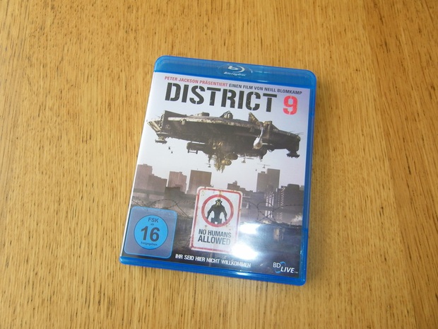 District 9 - edición alemana con idioma español
