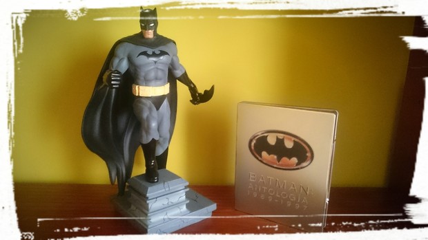 Batman Antología Steelbook + Figura 