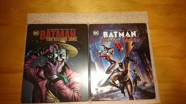 Mis dos steelbook con las pelis de animación de batman!! castellano