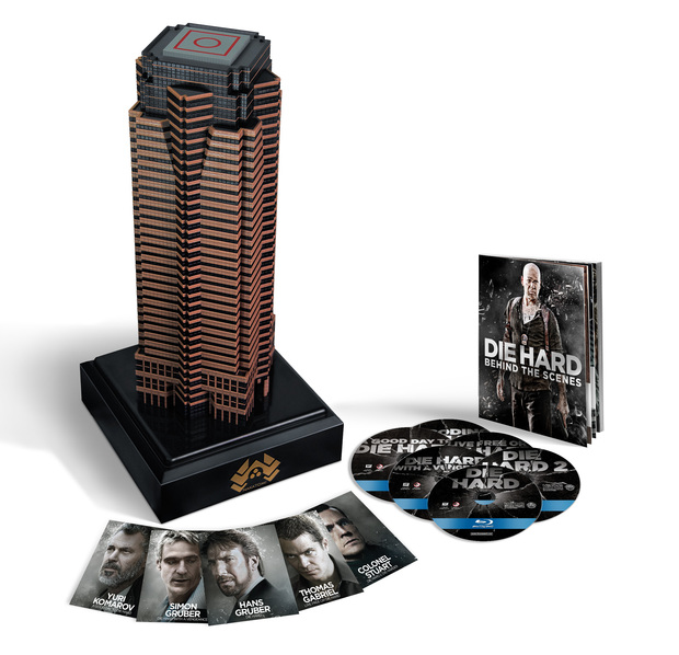 Unboxing Nakatomi plaza die hard Collection.