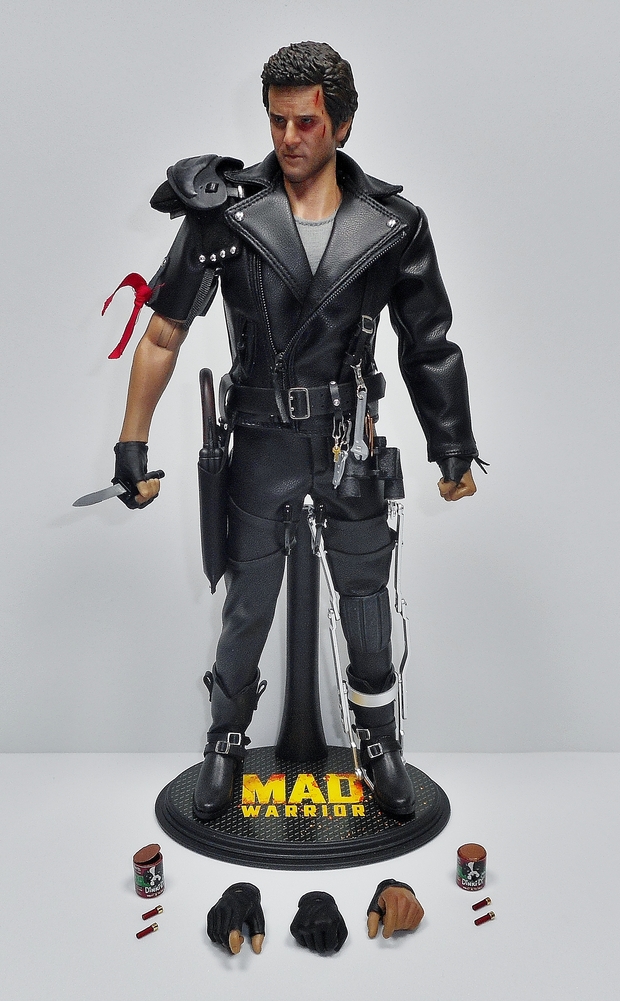 Figura Mad Warrior - Mad Max 2: The Road Warrior (Present Toys)