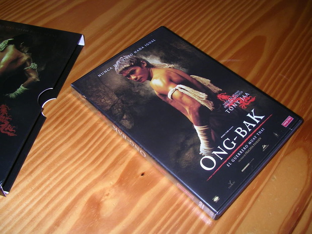 ONG-BAK (El guerrero Muay Thai) Ed. Especial DVD
