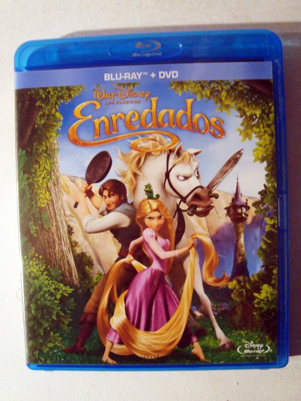 ENREDADOS (Bluray - Mediamark - 2x1 Disney - 8 €)