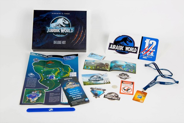 Kit Deluxe Jurassic World disponible en amazon