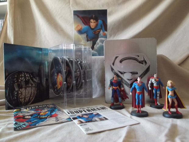 Superman saga y figuritas